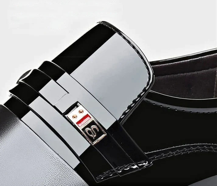 Chaussures Homme en Cuir Verni de Luxe – Mocassins de Style Italien avec Boucle