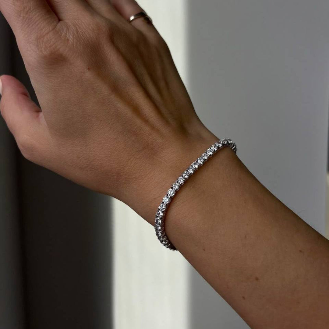 Bracelet Tennis en Or Blanc Old Money | Maison Clément Paris